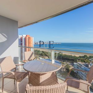 Playa Mansa | Planta Esquinera De Categoría Con Vistas A Isla Gorriti Y El Puerto