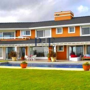 Residencia Premium Sobre El Mar | 570 M² | Terreno 4.400 M²