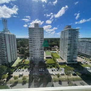 Venta Apartamento 3 Dormitorios Con Cochera En Roosevelt