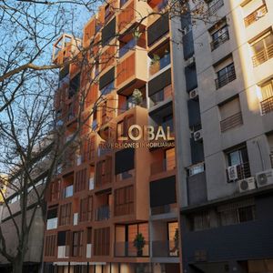 Venta De Apartamento En Barrio Sur Con Vista A La Rambla