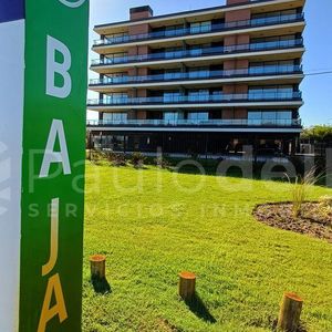 Precioso Apto 1domitorio En Venta Con Garaje. Lleno De Luz Y Sol
