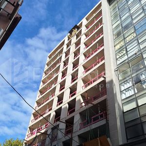 Venta 2 Dormitorios Amplio En Cordón Piso Alto Y 2 Terrazas