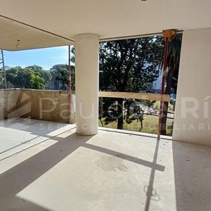 Exclusivo Loft En Piso Alto Con Vista Abierta, Terraza Y Parrillero.