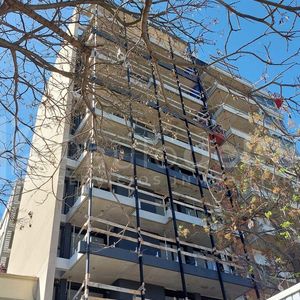 Estupendo Apartamento De 2 Dormitorios Con Terraza
