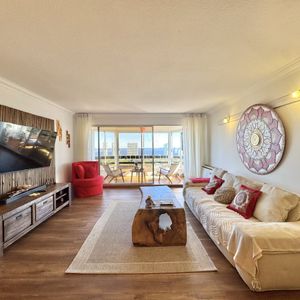 Importante Apartamento En Venta En Av. Roosevelt, Punta Del Este