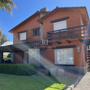 Gran Propiedad A La Venta En Peninsula, Punta Del Este