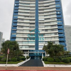 Torre Beverly Tower Apto De 3 Dormitorios En Suite + Dep Servicio C/baño