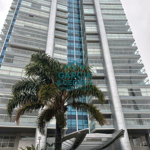 Miami Boulevard, Punta Del Este.  Apartamento De 2 Dormitorios Y 2 Baños