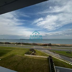 Apto Torre Lumiere Frente A Playa Mansa 2 Dorm + Dependencia De Servicio