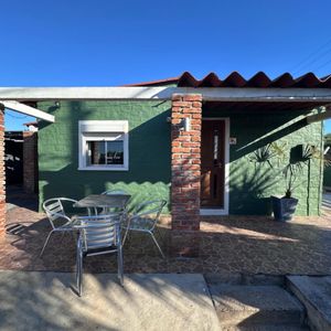 Casa En Venta En Juanicó Con 2 Dormitorios