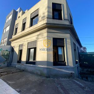 Edificio En Venta En Buceo Con 108 M2 Construidos