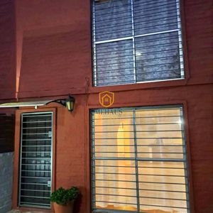 Casa En Alquiler En Médanos De Solymar Con 2 Dormitorios