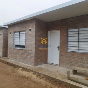 Casa En Alquiler En Médanos De Solymar Con 2 Dormitorios