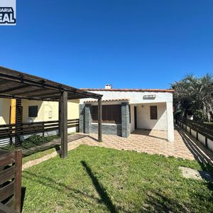 Casa En Venta Frente Al Mar- Costa Azul