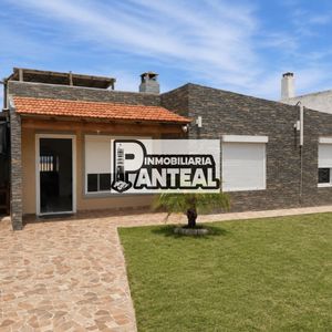 Casa En Venta En La Paloma