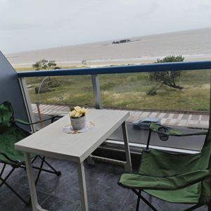 Apartamento En Venta C/ Cochera En Malvin