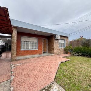 Venta Casa Sayago Fondo Amplio Con Parrillero