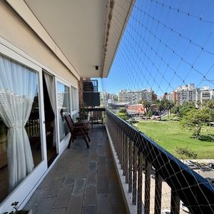 Venta Apartamento 3 Dormitorios + Servicio Villa Biarritz