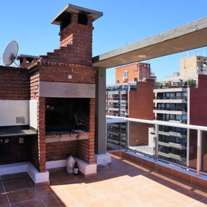 Venta Penthouse De Categoria Dos Dormitorios Terraza Parrillero Pocitos Nuevo