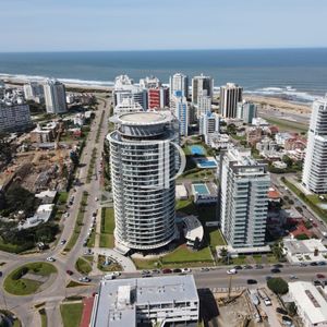 Venta Apartamento 1 Dormitorio Torre Con Amenities