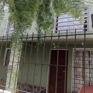 Sayago Norte Casa  Con Renta Y Departamento