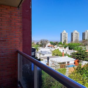 Apartamento En Alquiler, Pocitos