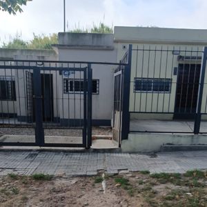 Casa Independiente Ph. Con Contrato Vigente. Sin Gastos Comunes