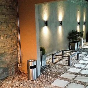 Local Comercial Sobre Calle Intendente Suarez