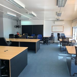 Oficinas En 2 Avenidas, Totalmente Equipadas