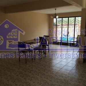 Acogedora Casita Urbanización Tunari