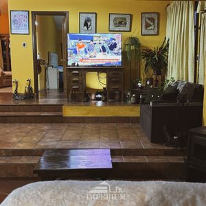 Venta Casa Con Gran Terreno En Nueva Helvecia.