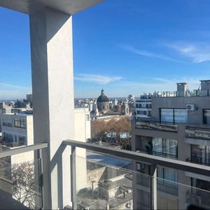 Apartamento Piso Alto Constituyente Y Salto.