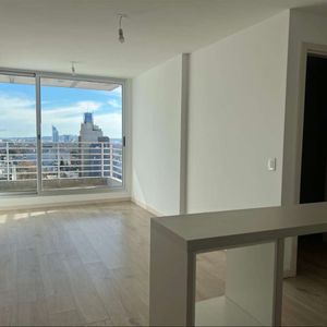 Apto. 1 Dorm.  Piso Alto.tres Cruces!