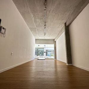 Alquiler Local Comercial En Estrellas Del Sur #008