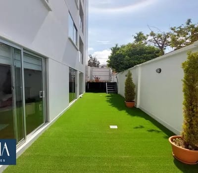 Departamento En Vena Con Jardin Privado En Achumani