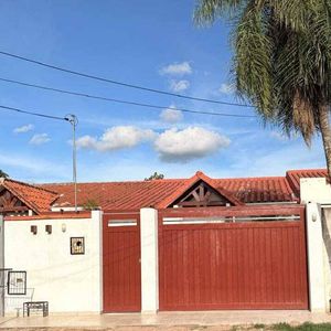 Casa En Alquiler Ideal Para Empresa, Oficina O Vivienda