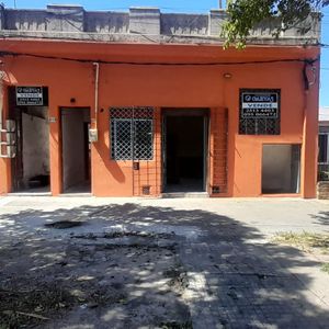 Se Vende Casa Con Local Comercial Más Sótano De 60 Mtrs2