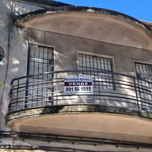 Venta Casa De Altos De 2 Dormitorios Sobre Hnos Gil Con Gran Terraza En Prado