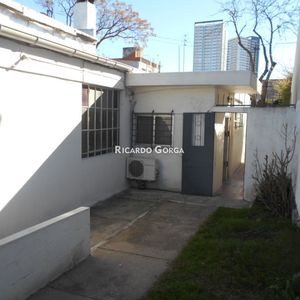 Venta De Pu Casa + Apto Todo Una Planta Prox. A Shopping En Jacinto Vera