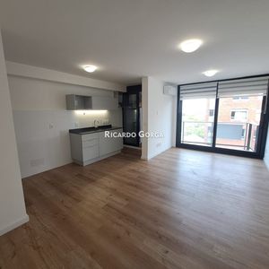 Apartamento A Estrenar En Venta De 2 Dormitorios Semi Equipado En Aguada