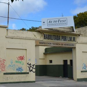 Venta Padrón 1100m2 Frente A 2 Calles - La Paz / Ferrer Serra - Tres Cruces