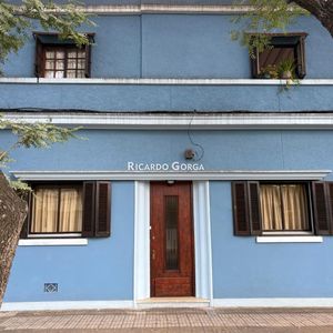 Casa En Venta De 3 O 4 Dormitorios Y Azotea Con Barbacoa En Atahualpa
