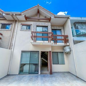 Casa En Venta De 3 Suites En Zona Norte (av. Beni Y Alemana)