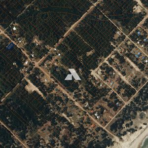 Oportunidad En La Esmeralda, Rocha - Uruguay área 525m2, Orientación Suresteeste, Calle 39 Y 3