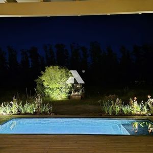 Venta Casa 4 Dormitorios Con Piscina
