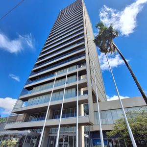 Oficina Premium En Alquiler – Centro Empresarial Ambassador