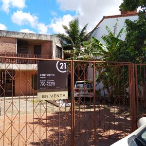 En Retorno De Avenida Alemana Casa Uso De Suelo Mixto
