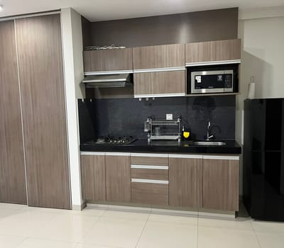 Mon. Amb. 40m2. Av. Beni 4to. Anillo
