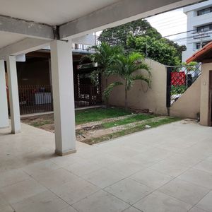 Casa Comercial En Venta Zona Norte 