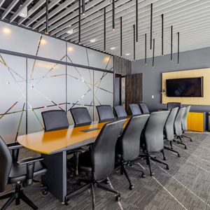 Oficina En Venta - Ambassador (equipetrol)